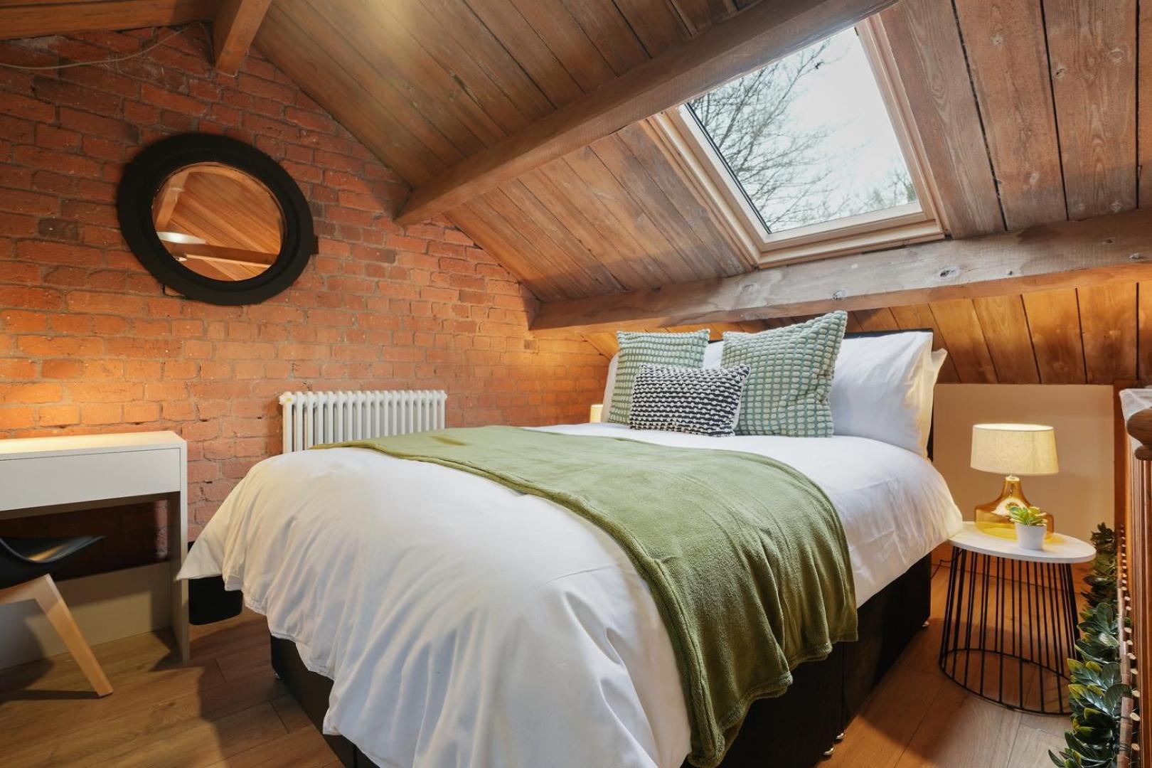 Victorian Retreat In Liverpool Knowsley Exterior photo